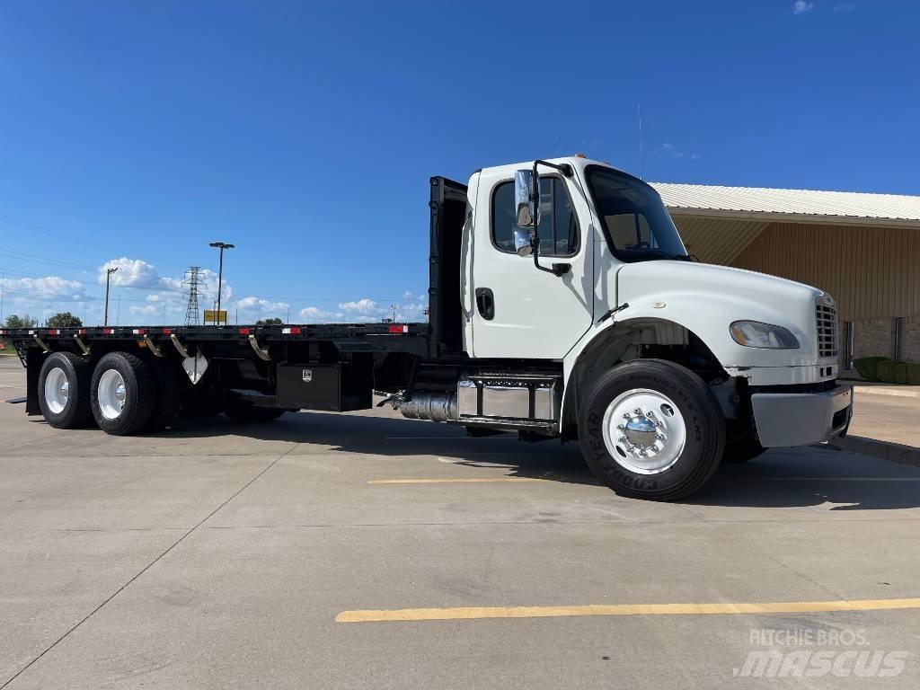 Freightliner M 106 Tovornjaki s kesonom/platojem