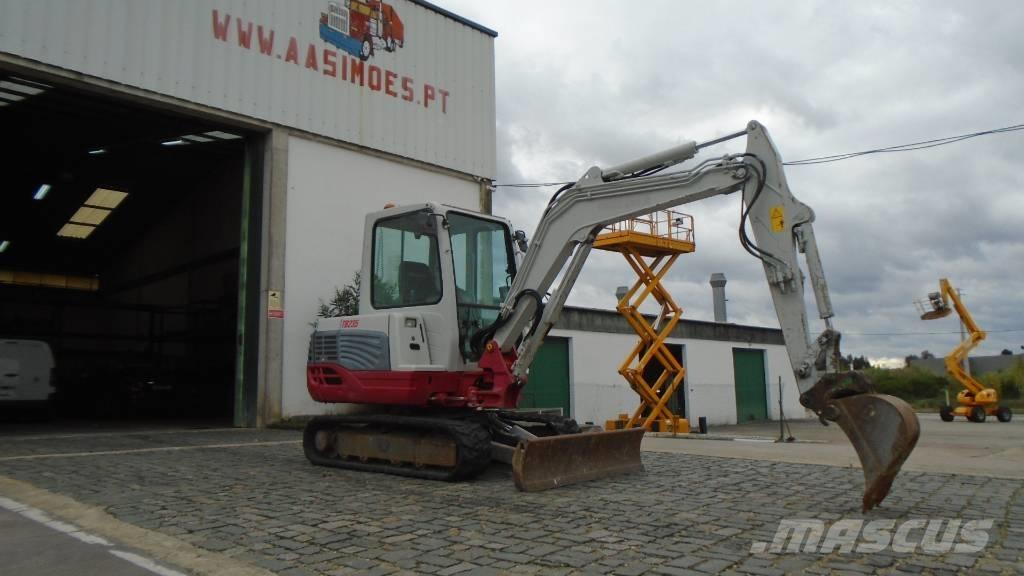 Takeuchi TB 235 Mini bagri <7t