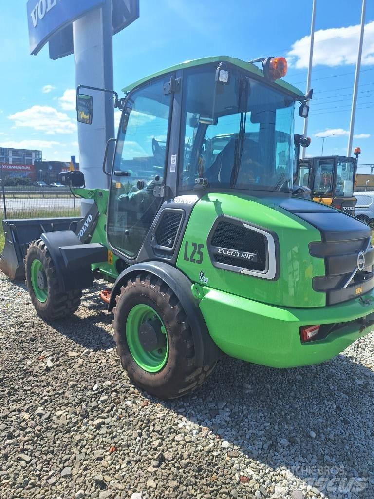 Volvo JL25H ELECTRIC Kolesni nakladalci