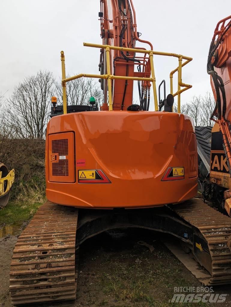Hitachi ZX225US-7 Bagri goseničarji