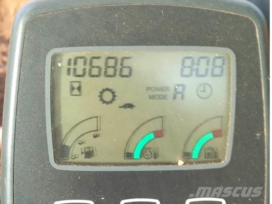 JCB JS145 LC Bagri goseničarji