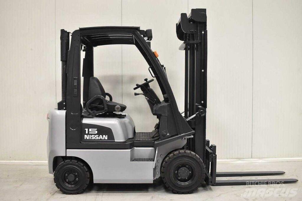 Nissan FD01A18Q Dizelski viličarji