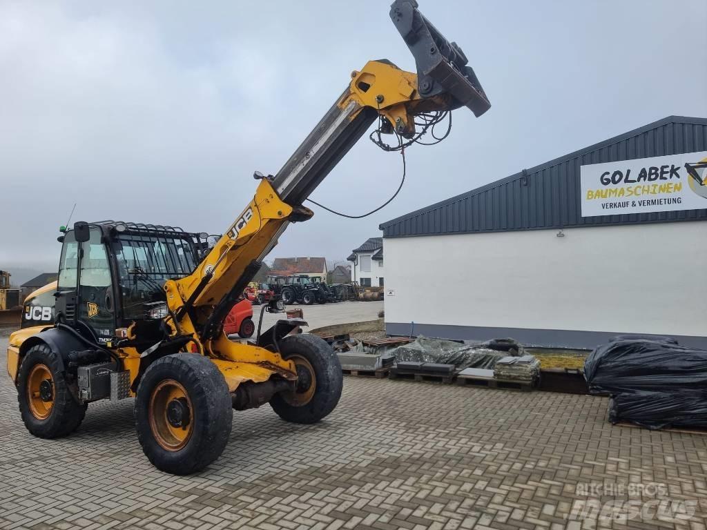 JCB TM 320 Kolesni nakladalci