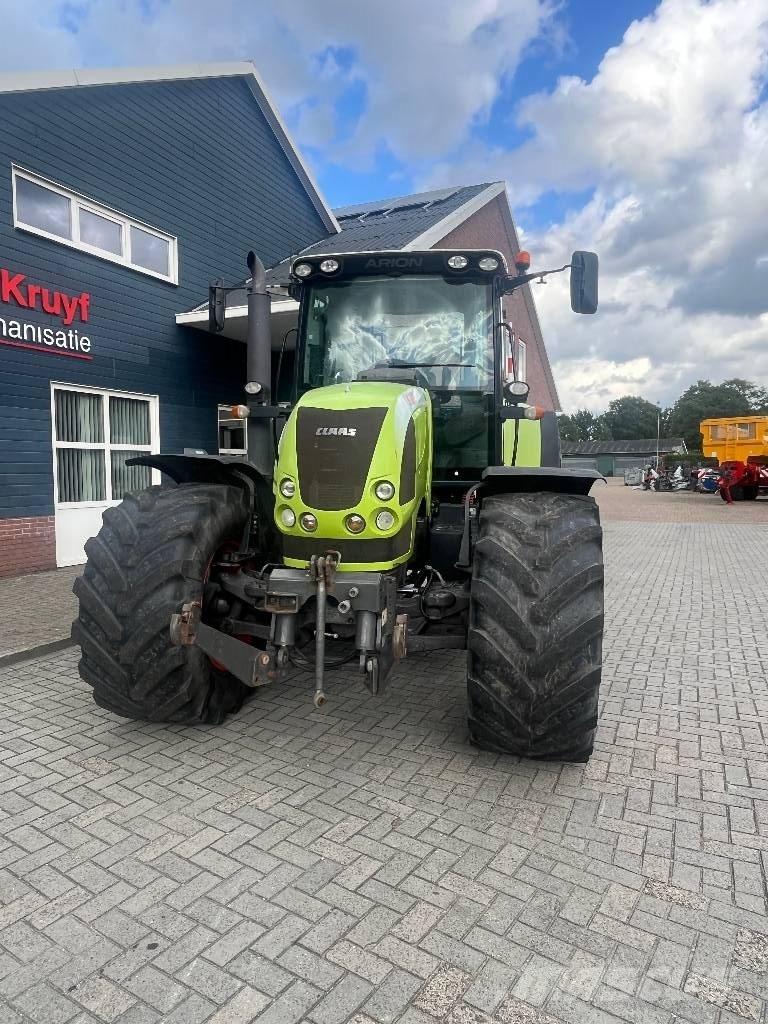 CLAAS Arion 640 Cis Traktorji