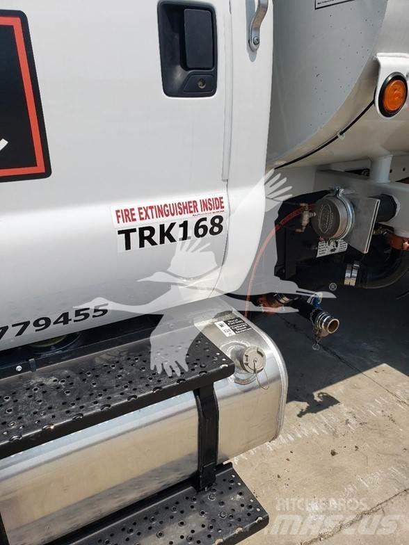 F & R F750 Polprikolice za debla