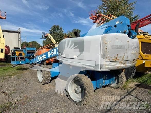Genie S60X Teleskopske dvižne ploščadi
