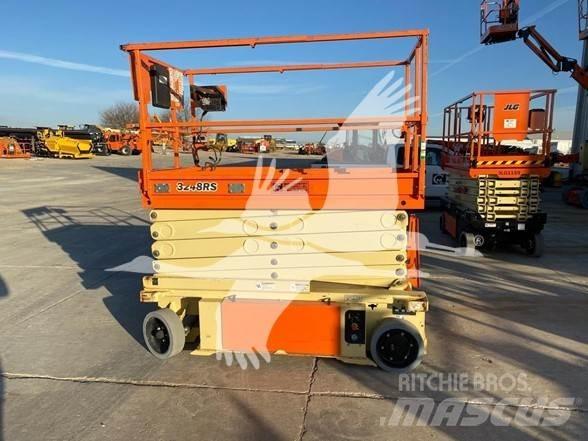 JLG 3248RS Škarjaste dvižne ploščadi