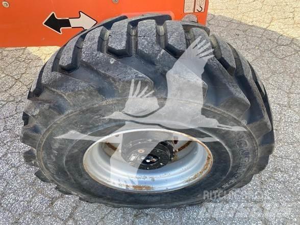 JLG 400S Teleskopske dvižne ploščadi