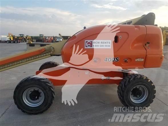 JLG 400S Teleskopske dvižne ploščadi