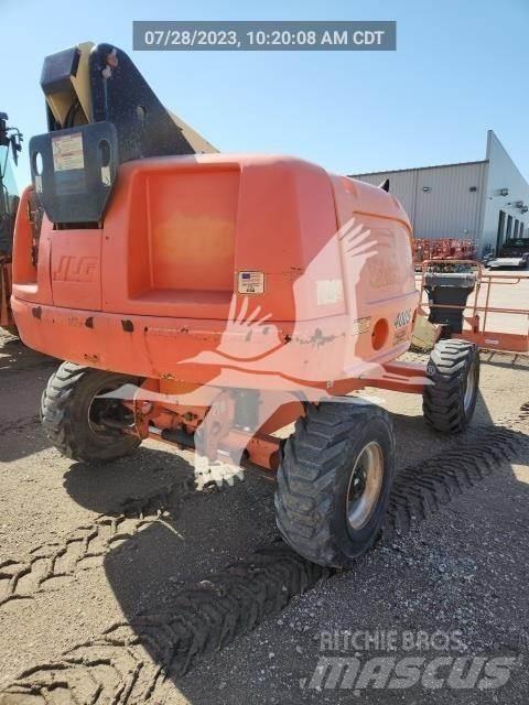JLG 400S Teleskopske dvižne ploščadi