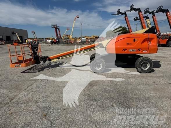 JLG 400S Teleskopske dvižne ploščadi