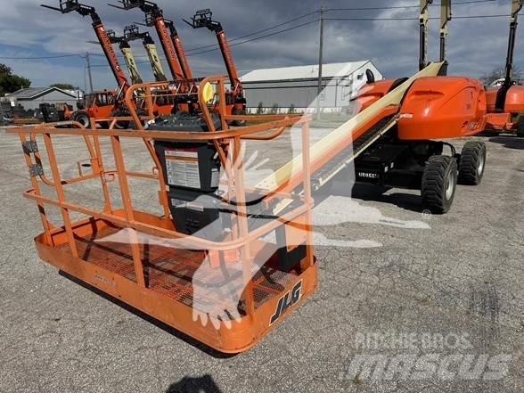 JLG 400S Teleskopske dvižne ploščadi