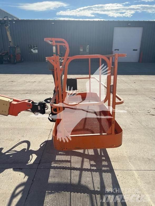 JLG 400S Teleskopske dvižne ploščadi