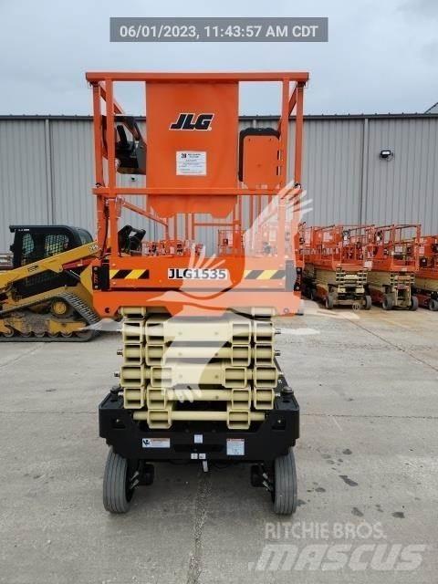 JLG 4045R Škarjaste dvižne ploščadi