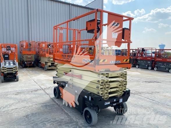JLG 4045R Škarjaste dvižne ploščadi