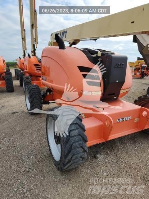 JLG 600AJ Zglobne dvižne ploščadi