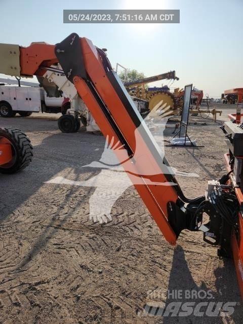 JLG 600AJ Zglobne dvižne ploščadi