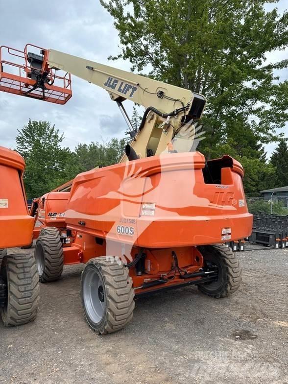 JLG 600S Teleskopske dvižne ploščadi