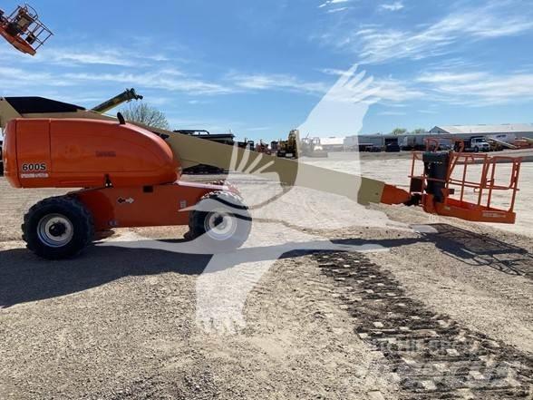 JLG 600S Teleskopske dvižne ploščadi