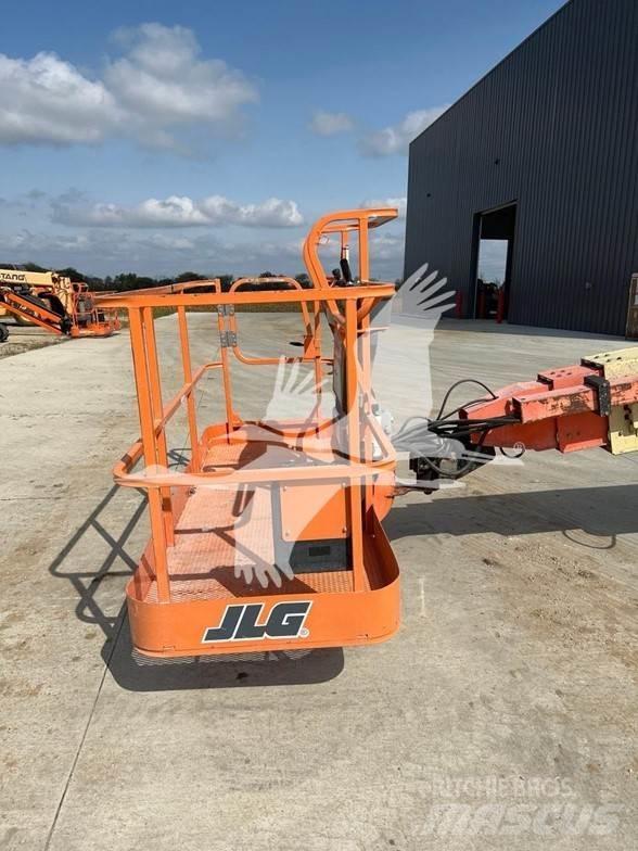 JLG 800S Teleskopske dvižne ploščadi