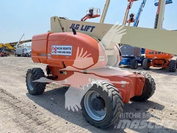 JLG 800S Teleskopske dvižne ploščadi