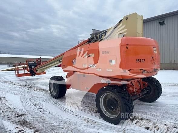 JLG 800S Teleskopske dvižne ploščadi