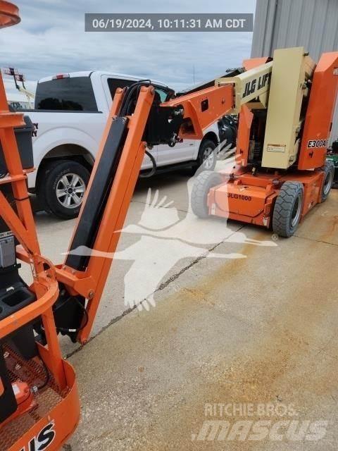 JLG E300AJP Zglobne dvižne ploščadi
