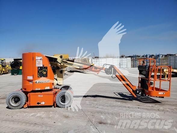 JLG E300AJP Zglobne dvižne ploščadi
