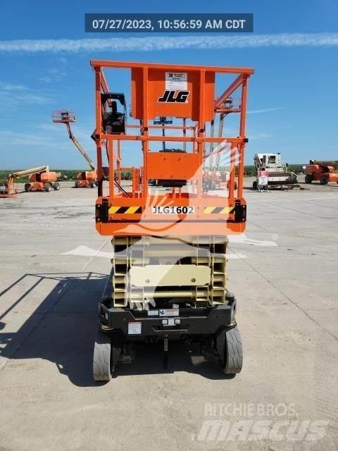 JLG ES3246 Škarjaste dvižne ploščadi