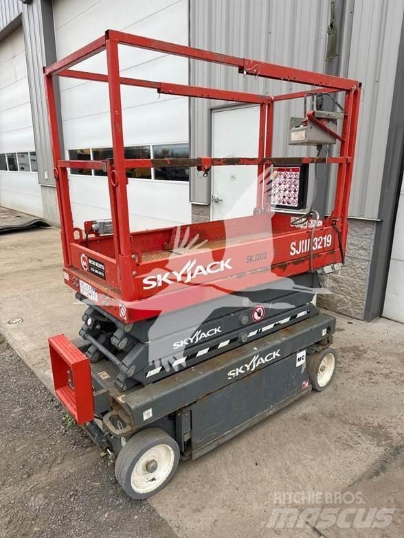 SkyJack SJ3219 Škarjaste dvižne ploščadi