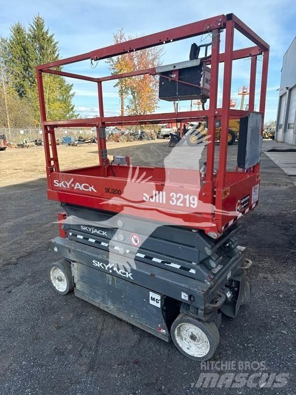 SkyJack SJ3219 Škarjaste dvižne ploščadi