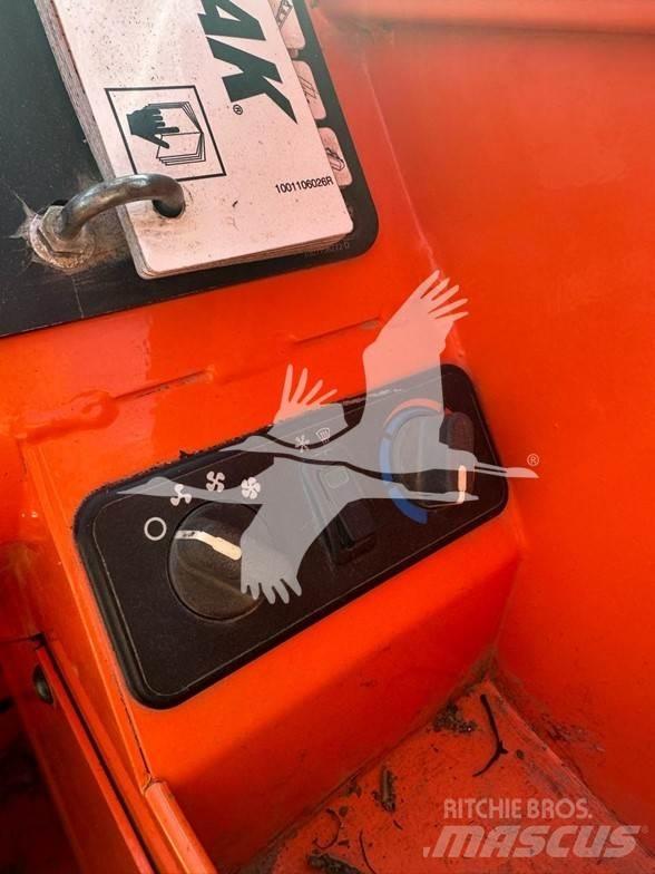 SkyTrak 6042 Teleskopski viličarji