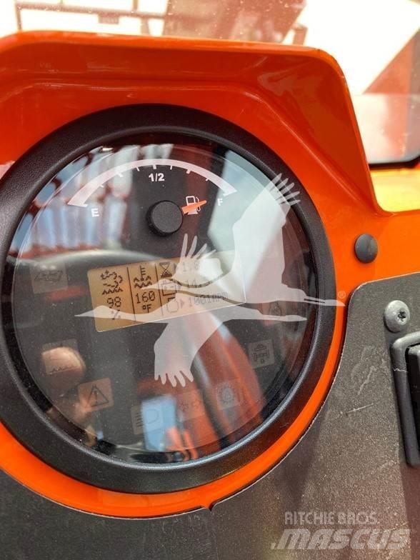 SkyTrak 8042 Teleskopski viličarji