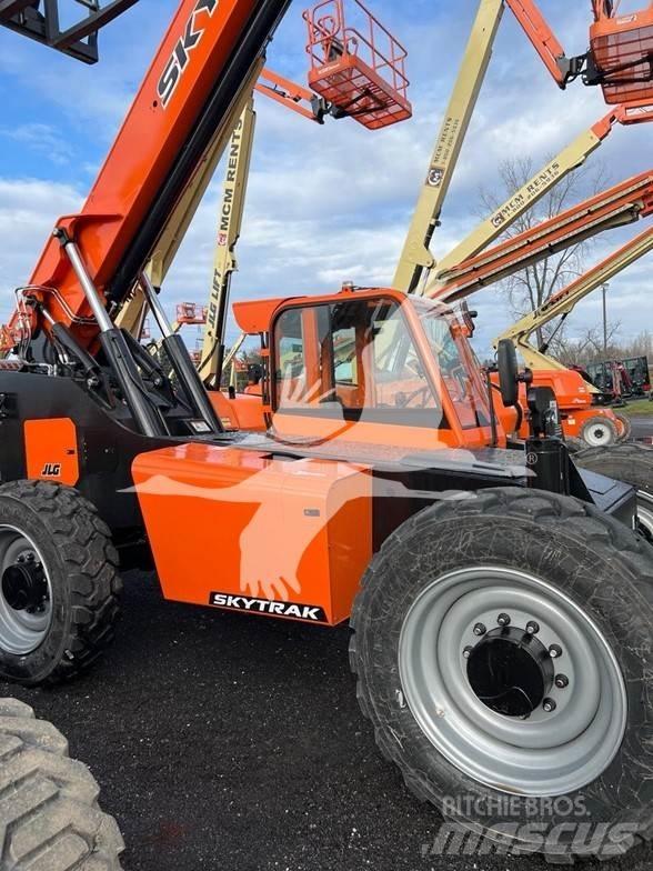 SkyTrak 8042 Teleskopski viličarji