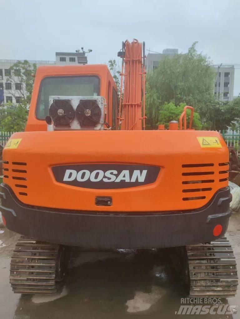 Doosan DH 80 Bagri goseničarji
