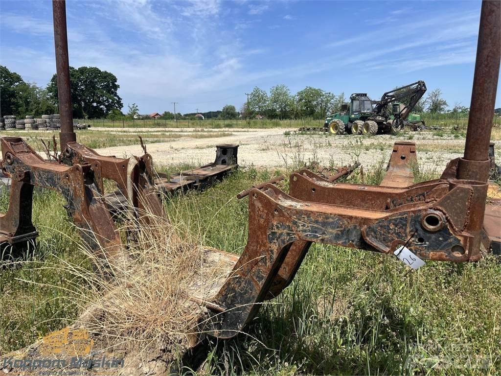 Komatsu 890.3 Druge komponente