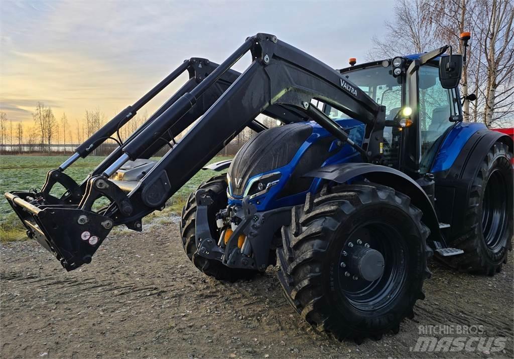 Valtra T175e Versu Traktorji