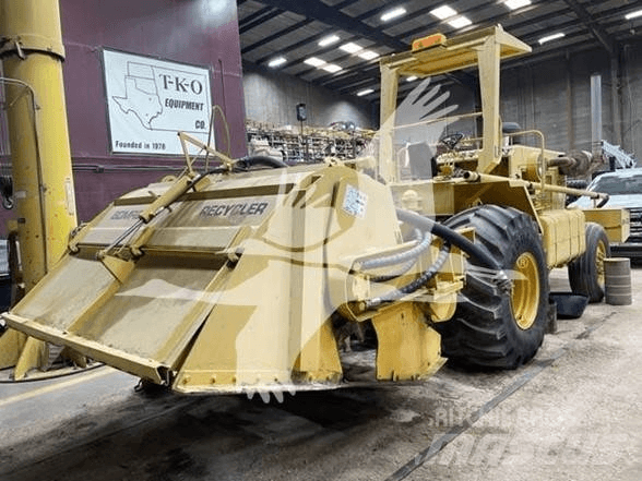 CAT D5K2 LGP Buldožerji goseničarji