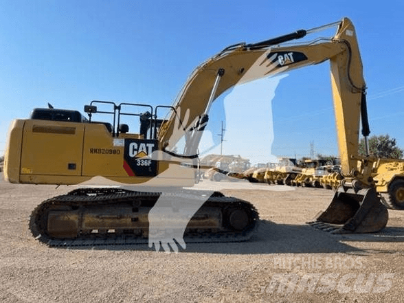 CAT D6T XL Buldožerji goseničarji