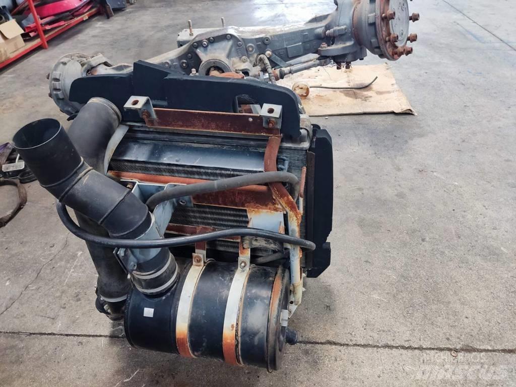 Kubota K1-170 Radiatorji