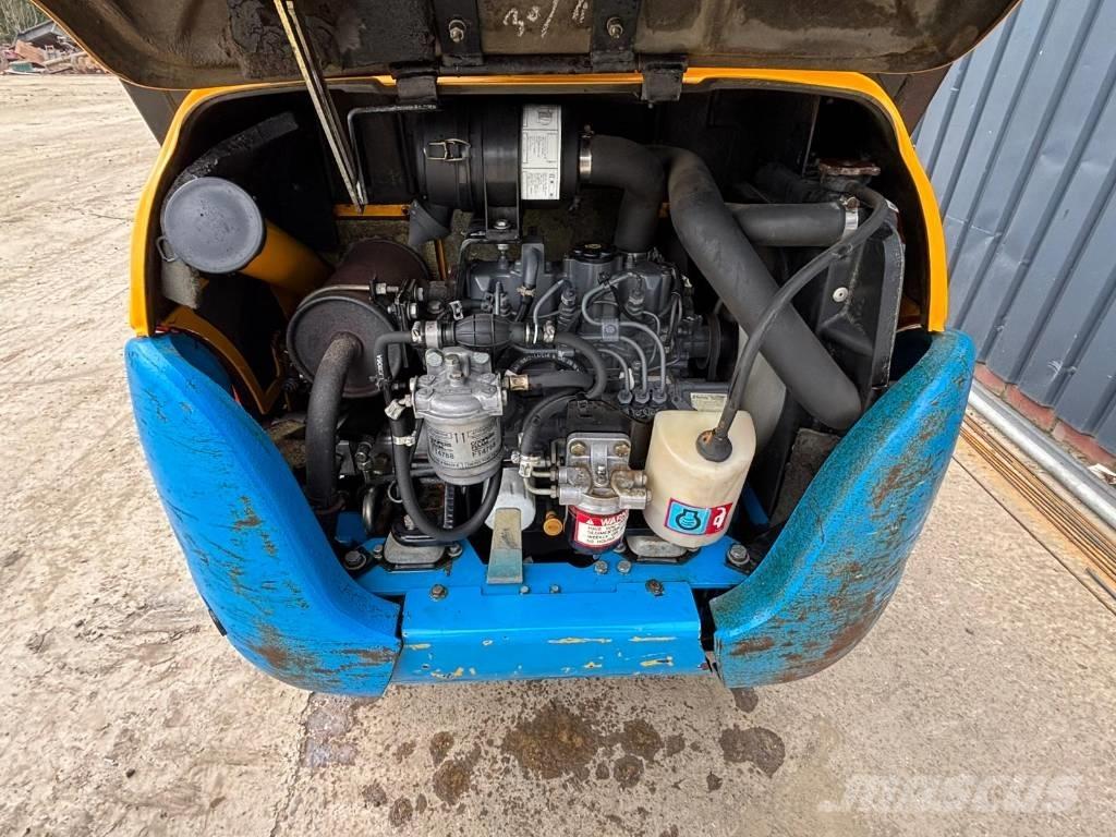 JCB 8015 Mini bagri <7t