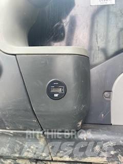 Morooka MST 2200 V Demperji goseničarji
