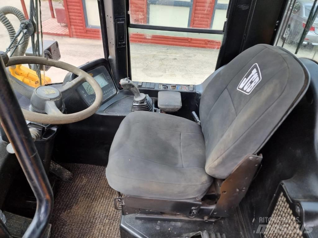 JCB 436 HT Kolesni nakladalci
