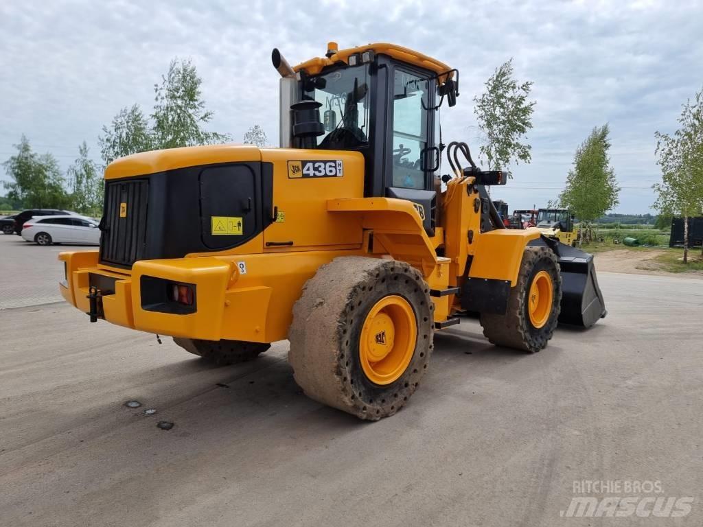 JCB 436 HT Kolesni nakladalci