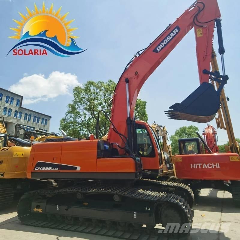 Doosan DX 225 LC Bagri goseničarji