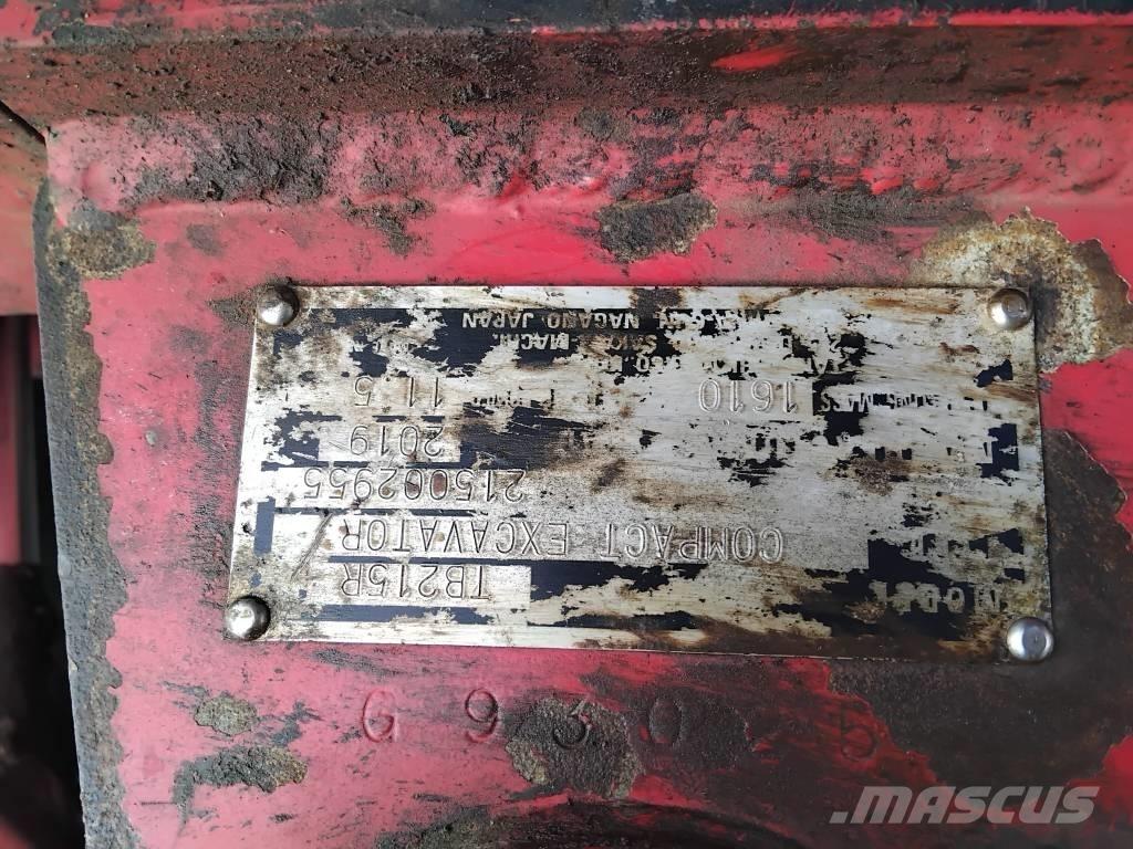 Takeuchi TB 215 R Mini bagri <7t