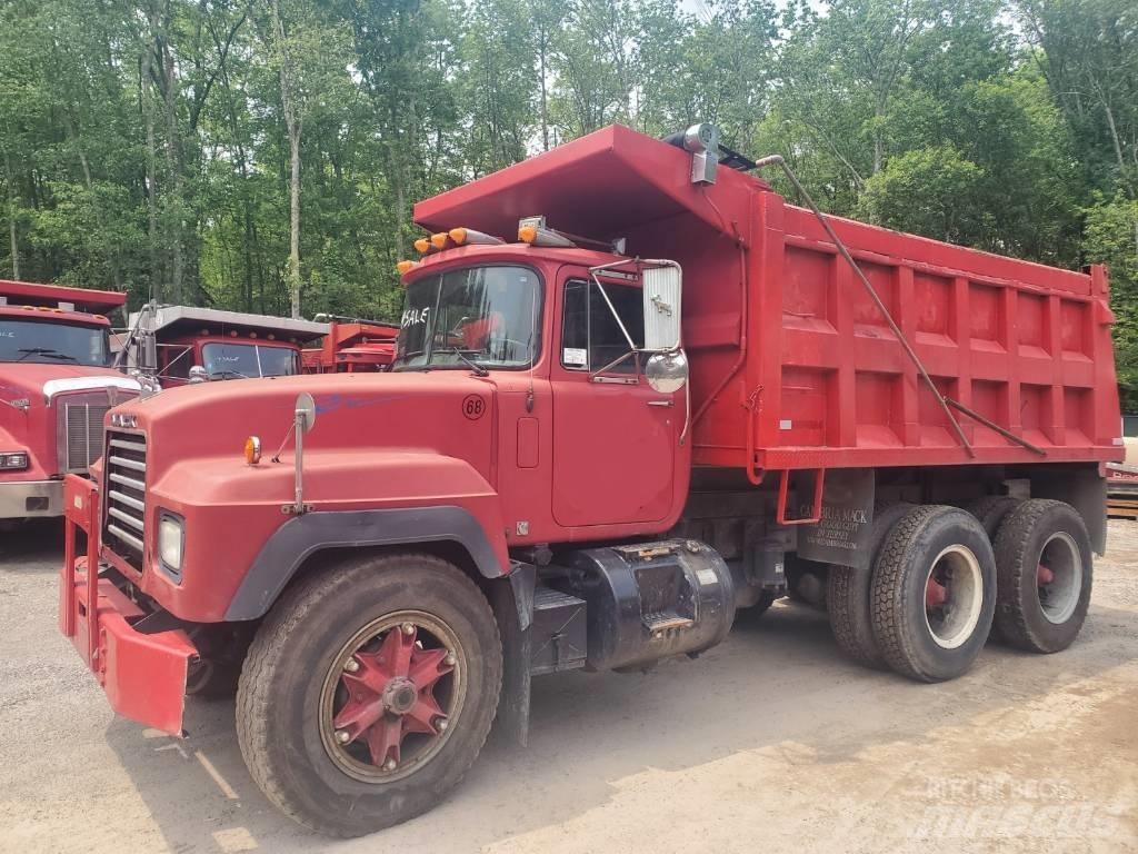 Mack RD690SX Kiper tovornjaki