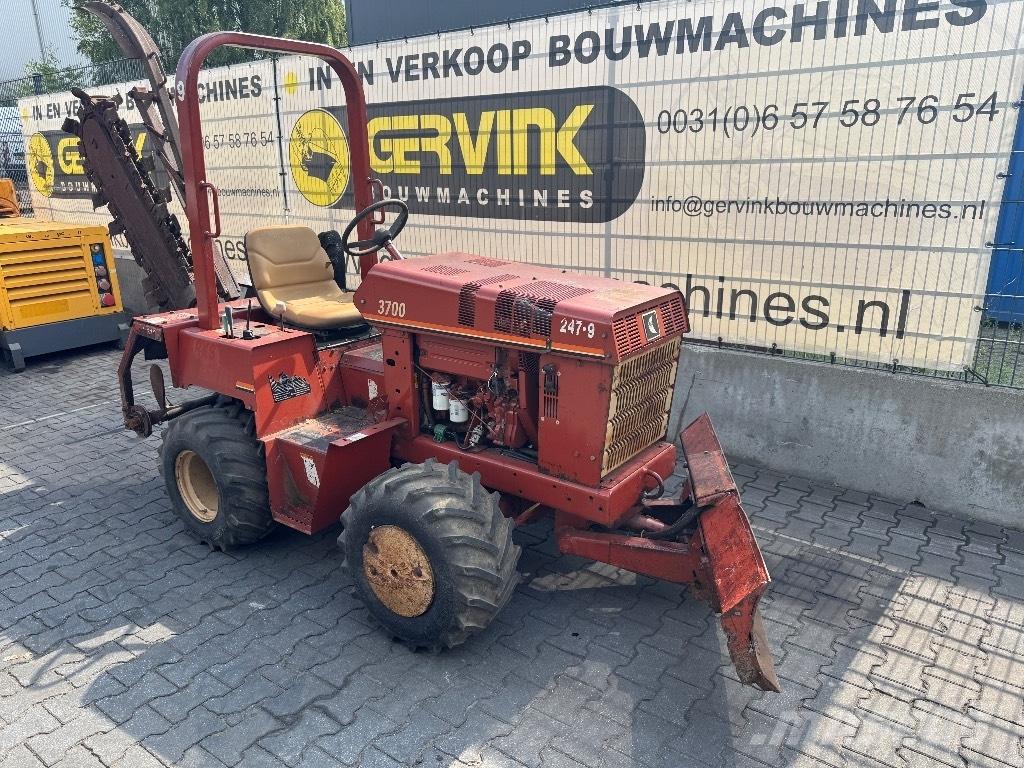 Ditch Witch 3700 DD Freze za kopanje jarkov Trenčerji