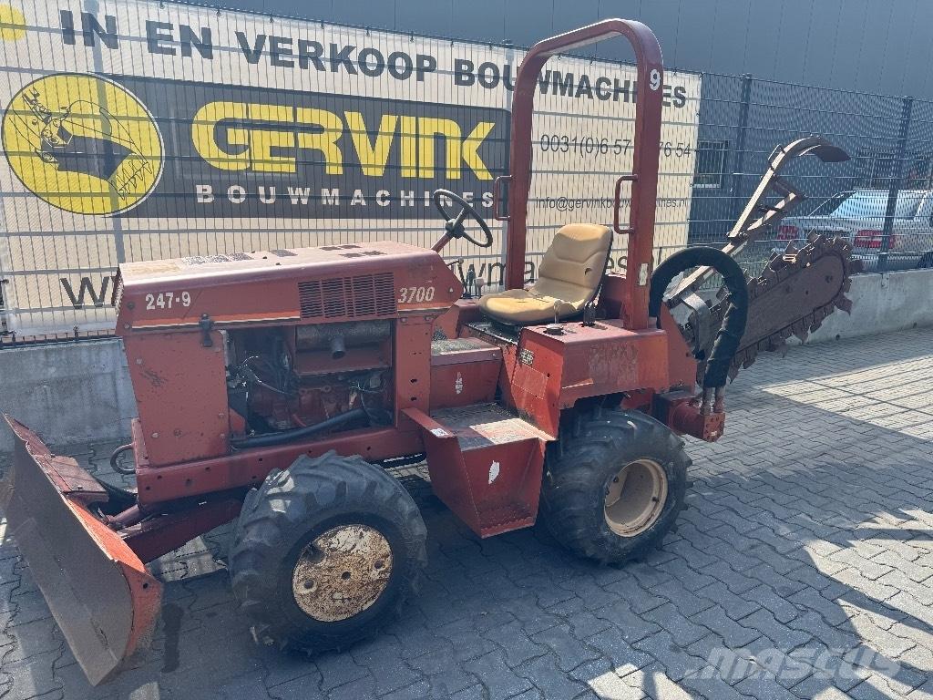 Ditch Witch 3700 DD Freze za kopanje jarkov Trenčerji