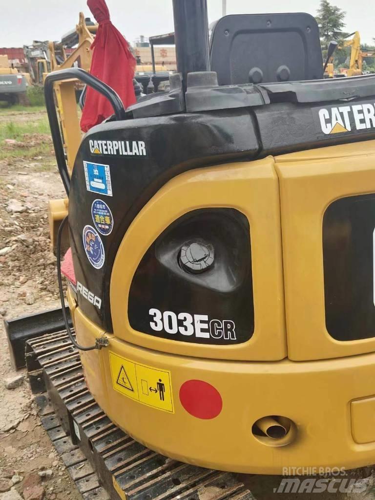 CAT 303 Mini bagri <7t